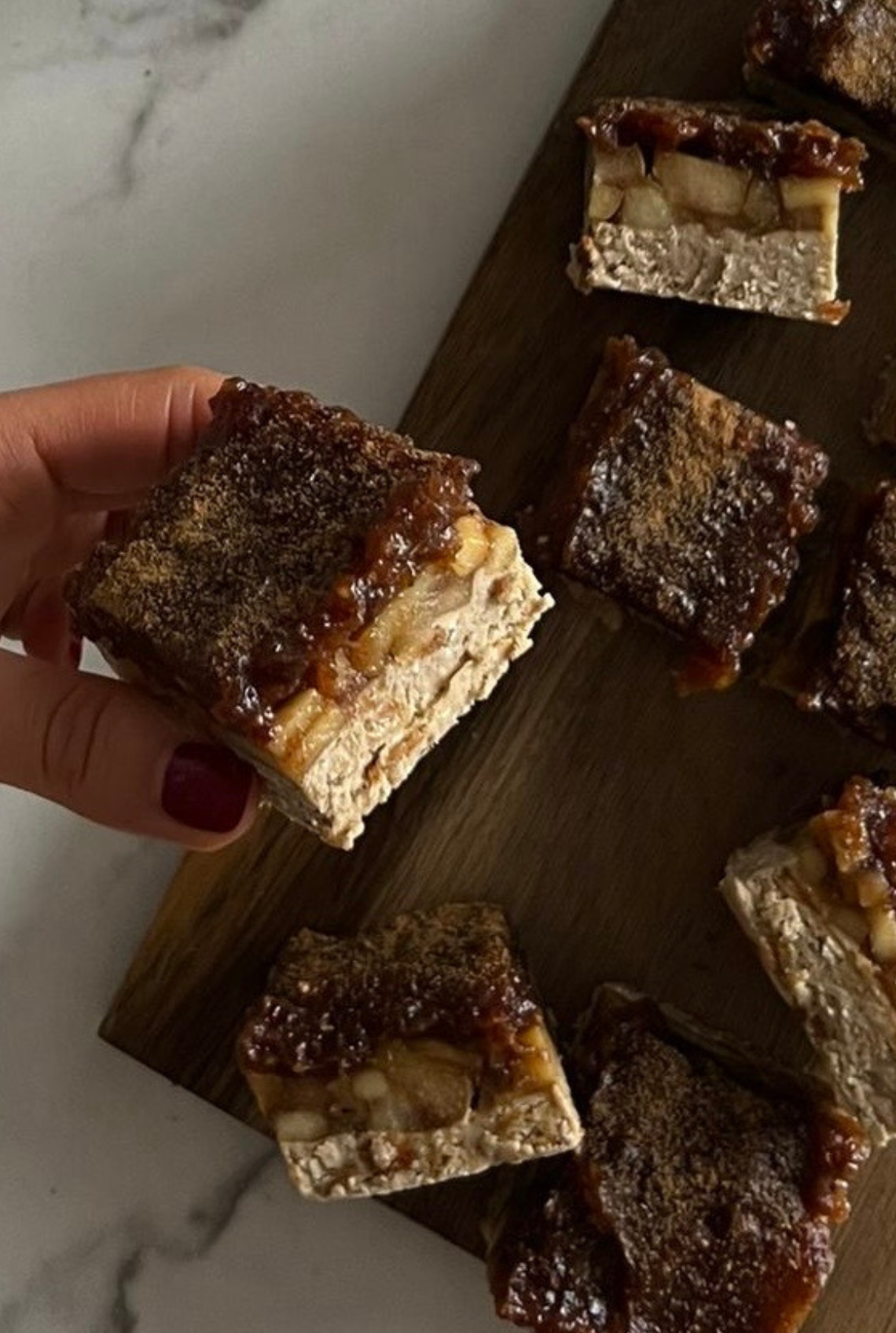 Apple Caramel Protein Bars a la @itscaroo