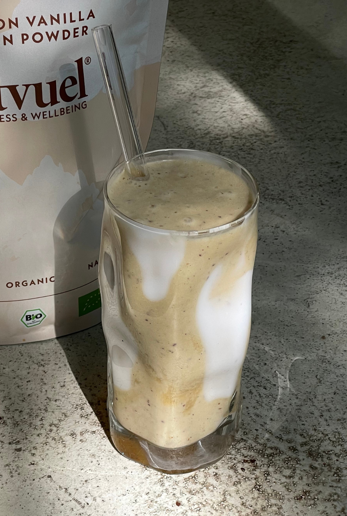 Kendall's Peaches & Cream Smoothie