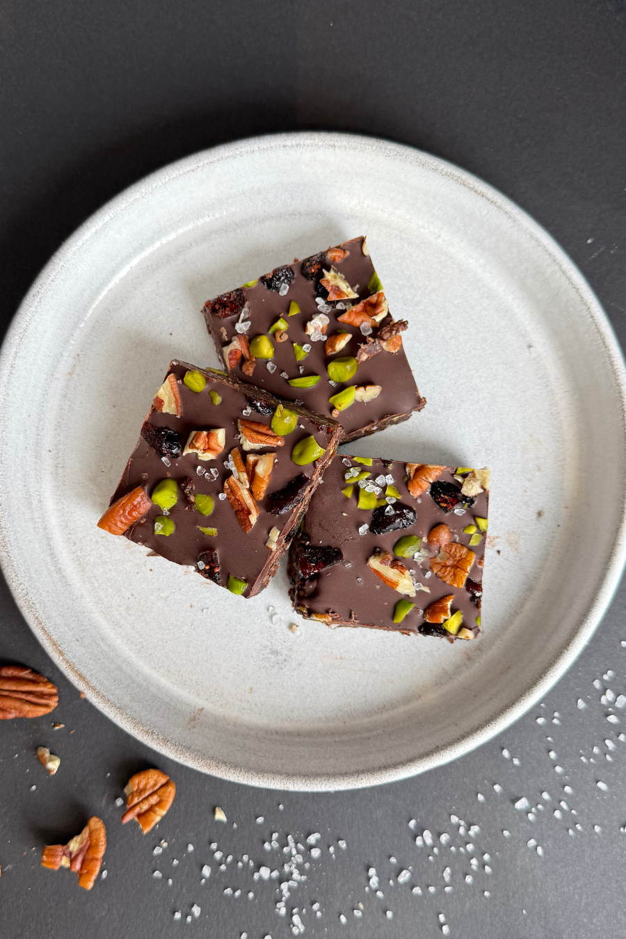 Superfood Lebkuchen mit Datteln & Nüssen